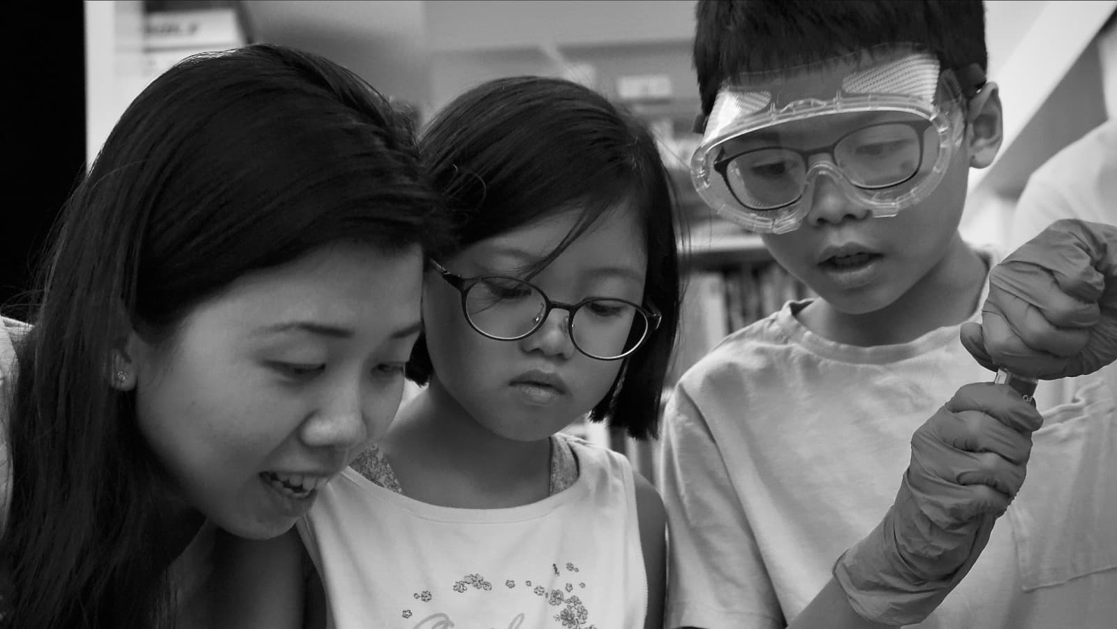 AGS students in the lab